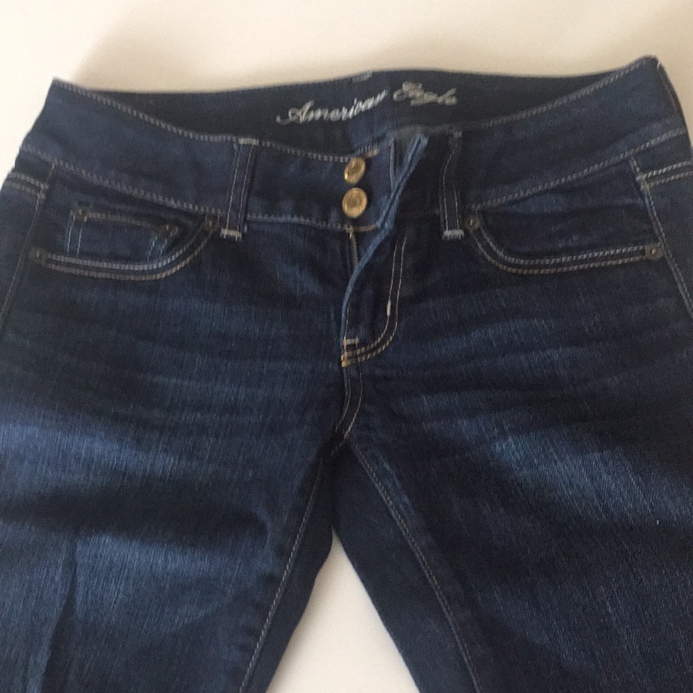American Eagle Super Skinny Stretch Jeans. Size 2